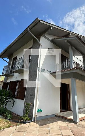 Casa à venda com 250m², 3 quartos e 3 vagasQuintal
