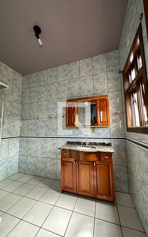 Casa à venda com 250m², 3 quartos e 3 vagasBanheiro do Quarto 1