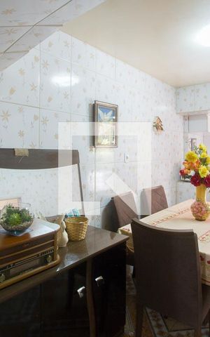 Casa à venda com 250m², 3 quartos e 2 vagasCozinha