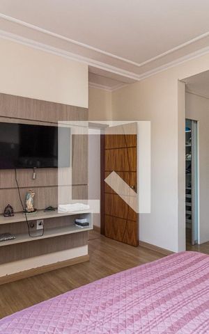 Casa à venda com 420m², 4 quartos e 10 vagasQuarto 1 Suite