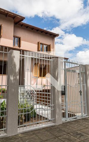 Casa à venda com 420m², 4 quartos e 10 vagasFachada