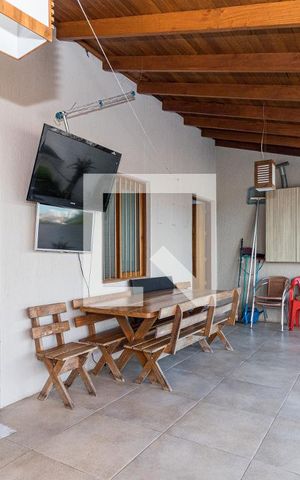 Casa à venda com 420m², 4 quartos e 10 vagasChurrasqueira