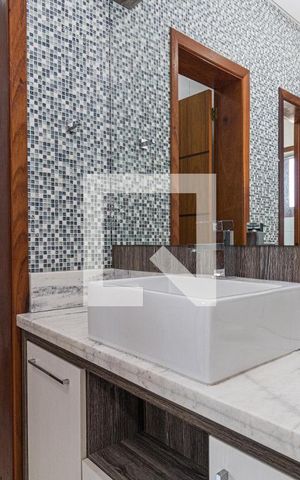 Casa à venda com 420m², 4 quartos e 10 vagasBanheiro Social
