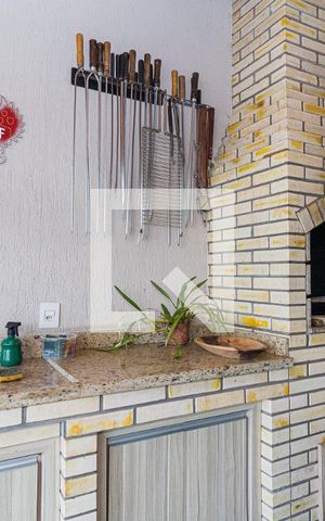 Casa à venda com 420m², 4 quartos e 10 vagasChurrasqueira