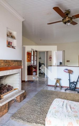 Casa à venda com 275m², 5 quartos e 5 vagasSala íntima