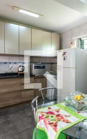 Casa à venda com 275m², 5 quartos e 5 vagasCozinha