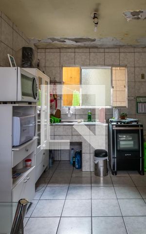 Casa à venda com 275m², 5 quartos e 5 vagasCozinha