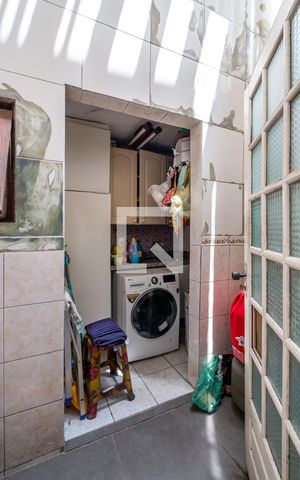 Casa à venda com 275m², 5 quartos e 5 vagasÁrea de Serviço