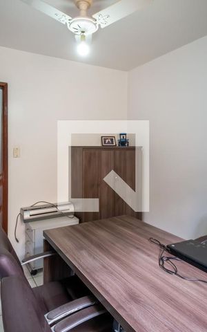 Casa à venda com 275m², 5 quartos e 5 vagasQuarto 2
