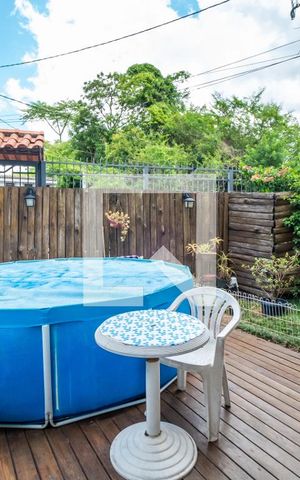 Casa à venda com 275m², 5 quartos e 5 vagasÁrea externa