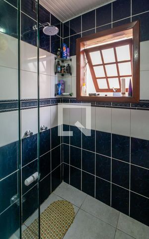 Casa à venda com 275m², 5 quartos e 5 vagasBanheiro