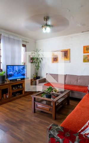 Casa à venda com 275m², 5 quartos e 5 vagasSala
