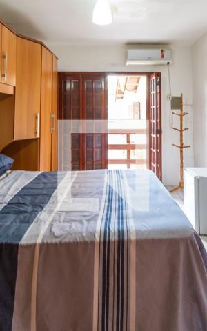 Casa à venda com 275m², 5 quartos e 5 vagasQuarto 3