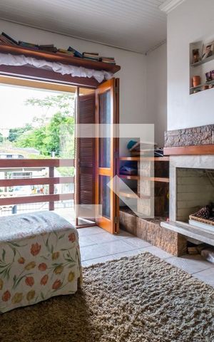 Casa à venda com 275m², 5 quartos e 5 vagasSala íntima