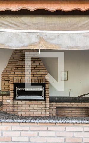 Apartamento para alugar com 196m², 4 quartos e 3 vagas Apartamento para alugar com 196m², 4 quartos e 3 vagasÁrea comum