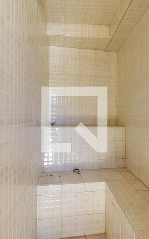 Casa de condomínio à venda com 490m², 6 quartos e 5 vagas Casa de condomínio à venda com 490m², 6 quartos e 5 vagasSauna