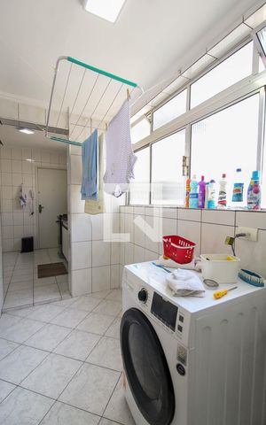 Apartamento para alugar com 96m², 3 quartos e sem vaga Apartamento para alugar com 96m², 3 quartos e sem vagaÁrea de Serviço