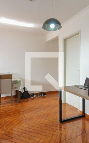 Apartamento para alugar com 96m², 3 quartos e sem vaga Apartamento para alugar com 96m², 3 quartos e sem vagaSala