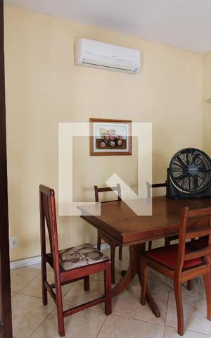 Casa para alugar com 1300m², 3 quartos e 1 vagaSala