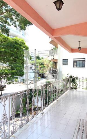 Casa para alugar com 1300m², 3 quartos e 1 vagaVaranda