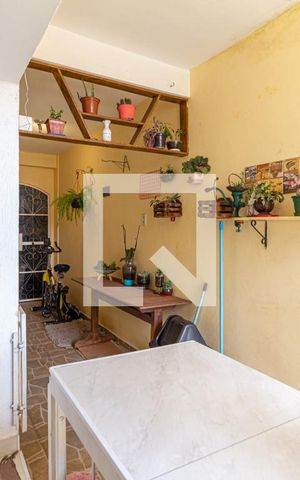 Casa à venda com 216m², 4 quartos e 2 vagas Casa à venda com 216m², 4 quartos e 2 vagasHall de entrada