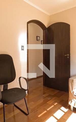 Casa à venda com 172m², 3 quartos e 2 vagas Casa à venda com 172m², 3 quartos e 2 vagasQuarto 2