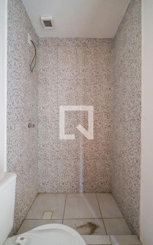Casa de condomínio à venda com 52m², 2 quartos e 1 vagaBanheiro