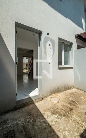 Casa de condomínio à venda com 52m², 2 quartos e 1 vagaQuintal