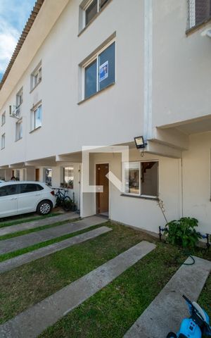 Casa de condomínio à venda com 52m², 2 quartos e 1 vagaFachada