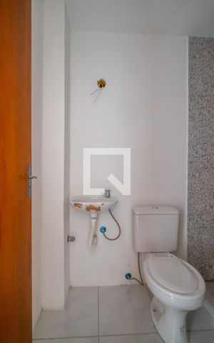 Casa de condomínio à venda com 52m², 2 quartos e 1 vagaBanheiro