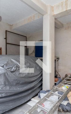 Casa à venda com 180m², 3 quartos e 2 vagas Casa à venda com 180m², 3 quartos e 2 vagasGaragem
