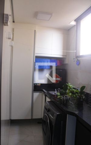 Apartamento à venda com 64m², 2 quartos e 1 vaga Apartamento à venda com 64m², 2 quartos e 1 vagaÁrea de Serviço