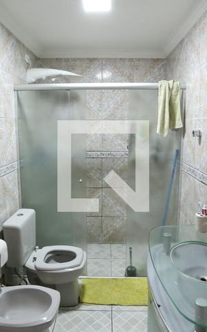Casa à venda com 260m², 4 quartos e 5 vagasBanheiro da Suíte 1