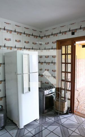 Casa à venda com 260m², 4 quartos e 5 vagasCozinha 2