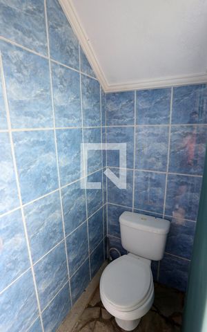 Casa à venda com 260m², 4 quartos e 5 vagasBanheiro da Piscina