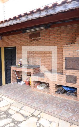 Casa à venda com 260m², 4 quartos e 5 vagasChurrasqueira
