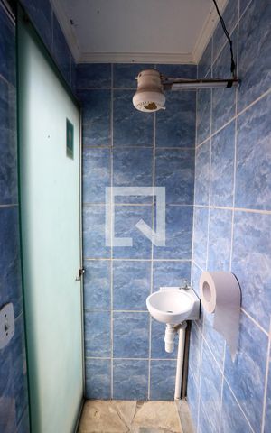 Casa à venda com 260m², 4 quartos e 5 vagasBanheiro da Piscina