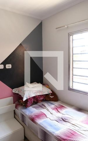 Casa à venda com 260m², 4 quartos e 5 vagasSuíte 2