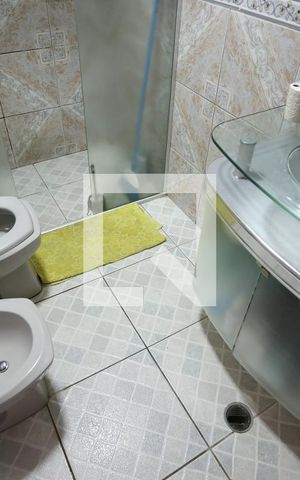 Casa à venda com 260m², 4 quartos e 5 vagasBanheiro da Suíte 1