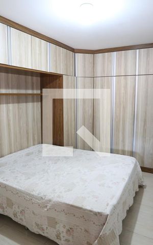 Casa à venda com 260m², 4 quartos e 5 vagasSuíte 1
