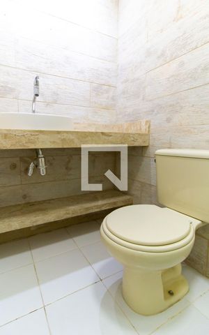 Apartamento para alugar com 68m², 3 quartos e 1 vaga Apartamento para alugar com 68m², 3 quartos e 1 vagaBanheiro da Suíte
