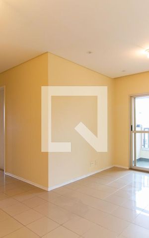 Apartamento para alugar com 68m², 3 quartos e 1 vaga Apartamento para alugar com 68m², 3 quartos e 1 vagaSala