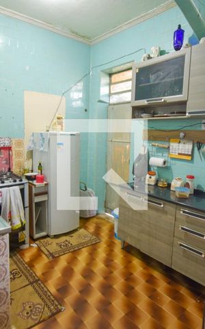 Casa à venda com 450m², 6 quartos e 1 vaga Casa à venda com 450m², 6 quartos e 1 vagaCozinha do 1 andar
