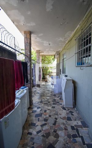 Casa à venda com 450m², 6 quartos e 1 vaga Casa à venda com 450m², 6 quartos e 1 vagaArea de serviço do 1 andar