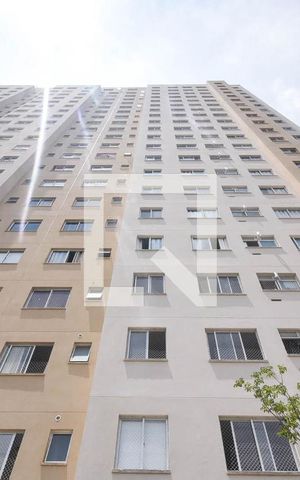 Apartamento para alugar com 43m², 2 quartos e 1 vaga Apartamento para alugar com 43m², 2 quartos e 1 vagaFachada