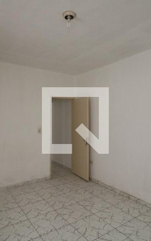 Casa para alugar com 45m², 1 quarto e sem vagaQuarto