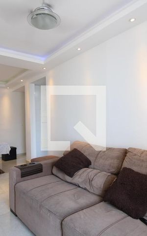 Apartamento à venda com 75m², 3 quartos e 1 vagaSala