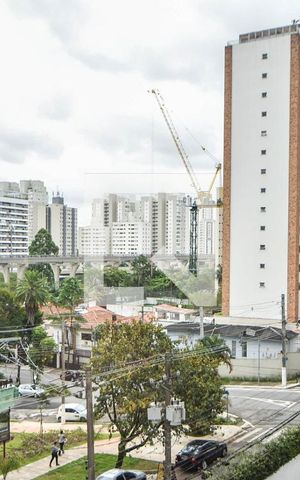 Apartamento à venda com 128m², 3 quartos e 2 vagasVaranda  Vista 