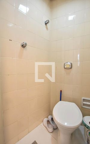 Apartamento à venda com 128m², 3 quartos e 2 vagasQuarto de Serviços 
