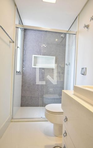 Apartamento à venda com 128m², 3 quartos e 2 vagasBanheiro 02